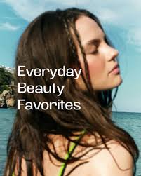 Amazon.com : Faeves By Céleste Revitalizing LED Yoga Mat, Built-In LED  Lights, Support Muscle Recovery, Improves Skin Texture and Circulation, Red  & Blue Light Pad : Health & Household