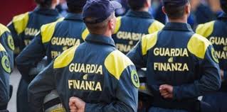 Possono partecipare al concorso 66 allievi ufficiali accademia guardia di finanza 2021, tutti i cittadini italiani che abbiano, alla data del 1° gennaio 2021, compiuto il diciassettesimo anno di età e non superato il ventiduesimo, cioè siano nati nel periodo compreso tra il 1° gennaio 1999 e il 1° gennaio 2004. Concorso Guardia Di Finanza 2021 Info Su Date E Prove Liveunict