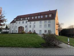 12 befindet sich im 3. 3 Zimmer Wohnung Zu Vermieten Gutsstrasse 9 04416 Markkleeberg Leipzig Kreis Mapio Net
