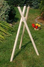 ᐅ gartengurunet ᐅ dehner natura ständer mit drehautomatik. Dieser Stander Hat Im Aufgebauten Zustand Eine Hohe Von Ca 1 05 M Und Ist Sehr Stabil In Unseren Meisten Voge Futterhaus Vogelhaus Vogelfutterhaus Selber Bauen