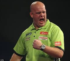 De nederlandse nummer 1 van de wereld was in een zenuwslopende partij uiteindelijk de sterkste en versloeg. Michael Van Gerwen Almost Knocked Out By Little Known Qualifier Rene Eidams In World Darts Championship At Alexandra Palace Daily Mail Online