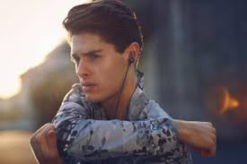 Sony in-ear hodetelefoner MDR-XB510AS (sort)