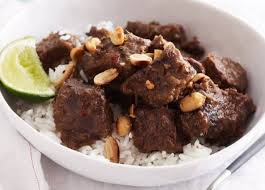 Cara membuat semur daging sapi betawi: 20 Makanan Khas Padang Sedap Bikin Nagih Dan Lidah Goyang Makanan Khas Padang