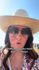 Karissa Miranda's Instagram, Twitter & Facebook