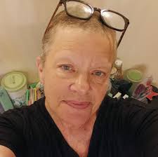 Is Castle in the Sand hotel a good choice for a beachfront stay in Ocean  City, Maryland?