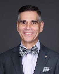 🎉 Congratulations to our first ever Distinguished Military Service Award  recipient U.S. Navy Capt. Adrian D. Gaskin, MBA, who graduated from the  College of Health Professions in the Class of '97! #MUSCAlumniAwards2024  #MUSCAlumni