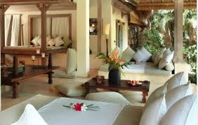 Original balinese architecture is characterized with large windows and door openings and free flowing open floor plans. 5 Tips To Design A Minimalist House With Traditional Balinese Architecture House Dreams Ideas