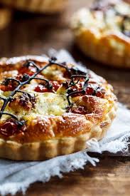 Slow Roasted Cherry Tomato And Peppered Goat S Cheese Quiche Simply Delicious Recipe Savoury Food Recipes Yummy Food