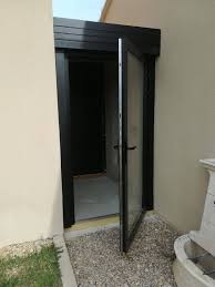 Maybe you would like to learn more about one of these? Creation D Un Sas D Entree En Aluminium Anthracite Avec Porte Pleine Et Vitree A Sarrians Proche De Baume De Venise 84 Gdm