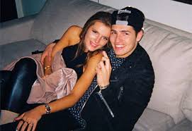 Aug 29, 2016 · bella thorne and gregg sulkin run into each other just weeks after breakup former couple partied at the same event over the weekend by kendall fisher aug 29, 2016 3:09 pm tags when bella thorne and. Bella Thorne Termina Namoro De Um Ano Com Gregg Sulkin O Fuxico