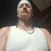 Robert Bohnenkamp's Instagram, Twitter & Facebook