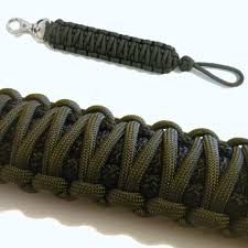 Knot the second core strand. Paracord Lanyard Instructions For Complete Beginners