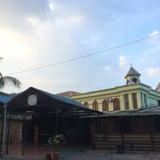 Ia menjadi pusat ibadat bagi masyarakat setempat. Masjid Lama Al Hidayah 4 Tips