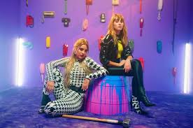I'll take you to the candy shop. Aitana Lele Pons Premiere New Music Video For Telefono Remix Version Pm Studio World Wide Music News