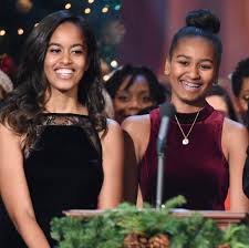 See more of sasha on facebook. Malia And Sasha Obama Reflect On Michelle Obama S Success In New Netflix Doc Becoming Teen Vogue