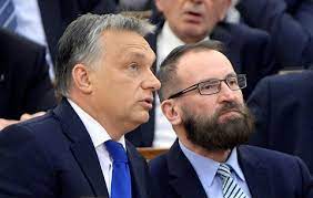 Szájer said he was present at the nov. Elet Stilus Blikk Szajer Jozsef A Balatonon Bujt El Hvg Hu