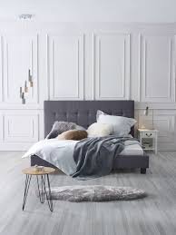 Echte trendsetter werden bei mömax fündig: 39 Momax Schlafzimmer Ideen Nachtkastchen Momax Holzbett