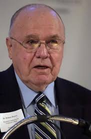 Former Marshall University president Bob Hayes dies