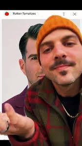 Zachary Everett's Instagram, Twitter & Facebook