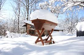 Warre hives are the middle ground between langstroth and top bar. Horizontal Top Bar Hive Wikipedia