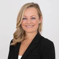 Nadine Roth's Instagram, Twitter & Facebook