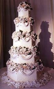Pin By Deborah Mcneal On Wedding Jessica Simpson Wedding Royal Wedding Cake Wedding Cakes