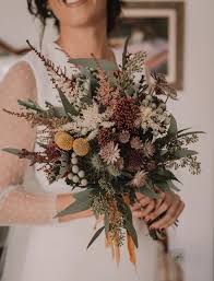 This week we have chosen flower decoration and i know you are going to love this selection that we have picked from pinterest this week. Fianceebodas On Twitter Dried Flowers Wedding Flower Bouquet Wedding Dried Flower Bouquet