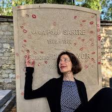 Marc Lendler- Government- he/him Marc grew up in Wallingford, Connecticut,  a small town where “at a certain level, everyone is involved in  everything.” Taking after his parents and neighbors, Marc considered  specializing