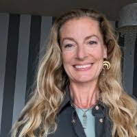 Rebecca Rowley's Instagram, Twitter & Facebook