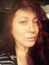 Charmaine Dillon (@anitadilln)