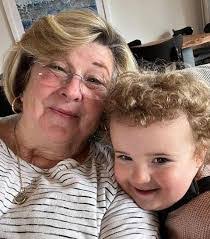 Meredith Kidd's Instagram, Twitter & Facebook