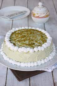Torta al pistacchio e cioccolato bianco. Torta Crema Cioccolato Bianco E Pistacchi Con Pan Di Spagna Al Pistacchio Cioccolato Torta Al Pistacchio Cioccolato Bianco