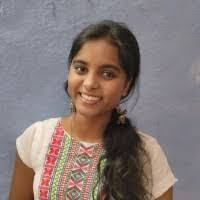 Laila Bender's Instagram, Twitter & Facebook