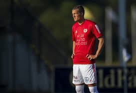 Dessutom ska kalmar ff spelaren betala 12 000 kr i skadestånd. Spelarna Marscherade In I En Valdigt Speciell Troja Kalmar Ff