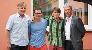 44,069 likes · 5,049 talking about this. Sie Macht S Wieder Dr Dietmar Bartsch Mitglied Des Deutschen Bundestages