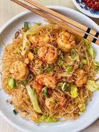 Bihun Goreng (Stir-Fried Thin Rice Noodles ) - Toast to Home