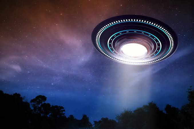 Mysterious Spiral 'UFO' Sightings Reported Across US, Europe - Newsweek