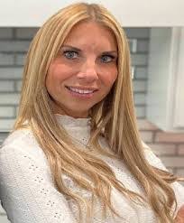 Bron Bergeson's Instagram, Twitter & Facebook