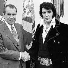 Elvis Presley and Richard Nixon: The Story Behind Their Famous Handshake  Photo