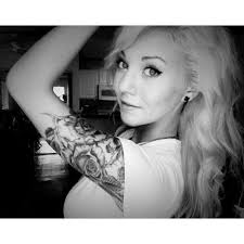 Black And White Womens Flower Sleeve Tattoo Black And White Flower Tattoo Quarter Sleeve Google Search Quarter Sleeve Tattoos Tattoos Sleeve Tattoos For Women