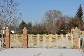 Staketenzaun Tore Aus Kastanienholz Staketenzaun Aus Kastanienholz Zaun Kastanien Holz