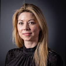 Nadine Dowd's Instagram, Twitter & Facebook