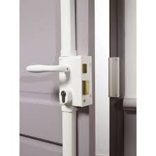 Ils sont à votre disposition. Choisir Une Serrure Pour Sa Porte D Entree