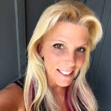 Anita Flick's Instagram, Twitter & Facebook