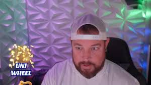 Cesar Leo Michilerio (@cesar.michilerio) er Í BEINNI