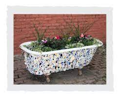 In dieser anleitung zeige ich euch einen trick, wie ihr eine alte verdreckte, verfärbte und vergilbtebadewanne bzw. Wie Sie Mit Einer Alten Badewanne Ihren Garten Verschonern Konnen