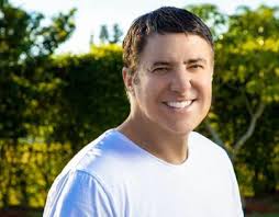 Scott Wills Projects :: Photos, videos, logos, illustrations and branding  :: Behance