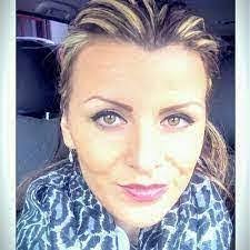 Lori Blais's Instagram, Twitter & Facebook