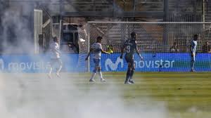 Colo colo se encuentra listo para reanudar las acciones en el campeonato nacional. Suspension De Partido Entre Colo Colo Y U Catolica Violencia En Relaciones Adolescentes Y Preocupacion De Cornershop Por Venta A Uber Duna 89 7 Duna 89 7