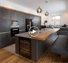 moderne cuisines dans gfrerer cuisines a goldegg salzbourg gfrerer goldegg gateau moderne salzbourg cuisine i cozinhas modernas cozinhas cozinha grande